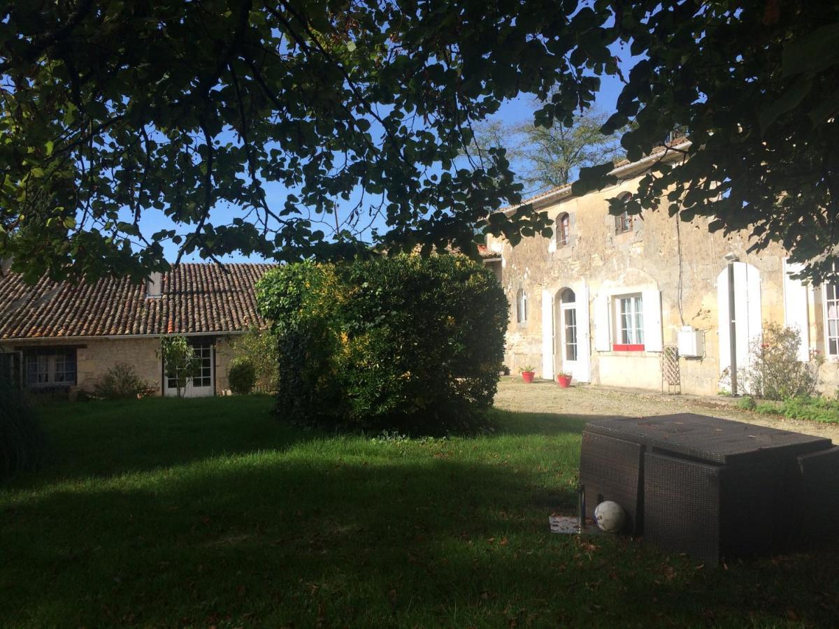 Les Demeures De La Laigne Bed & Breakfast Allas-Bocage Eksteriør bilde