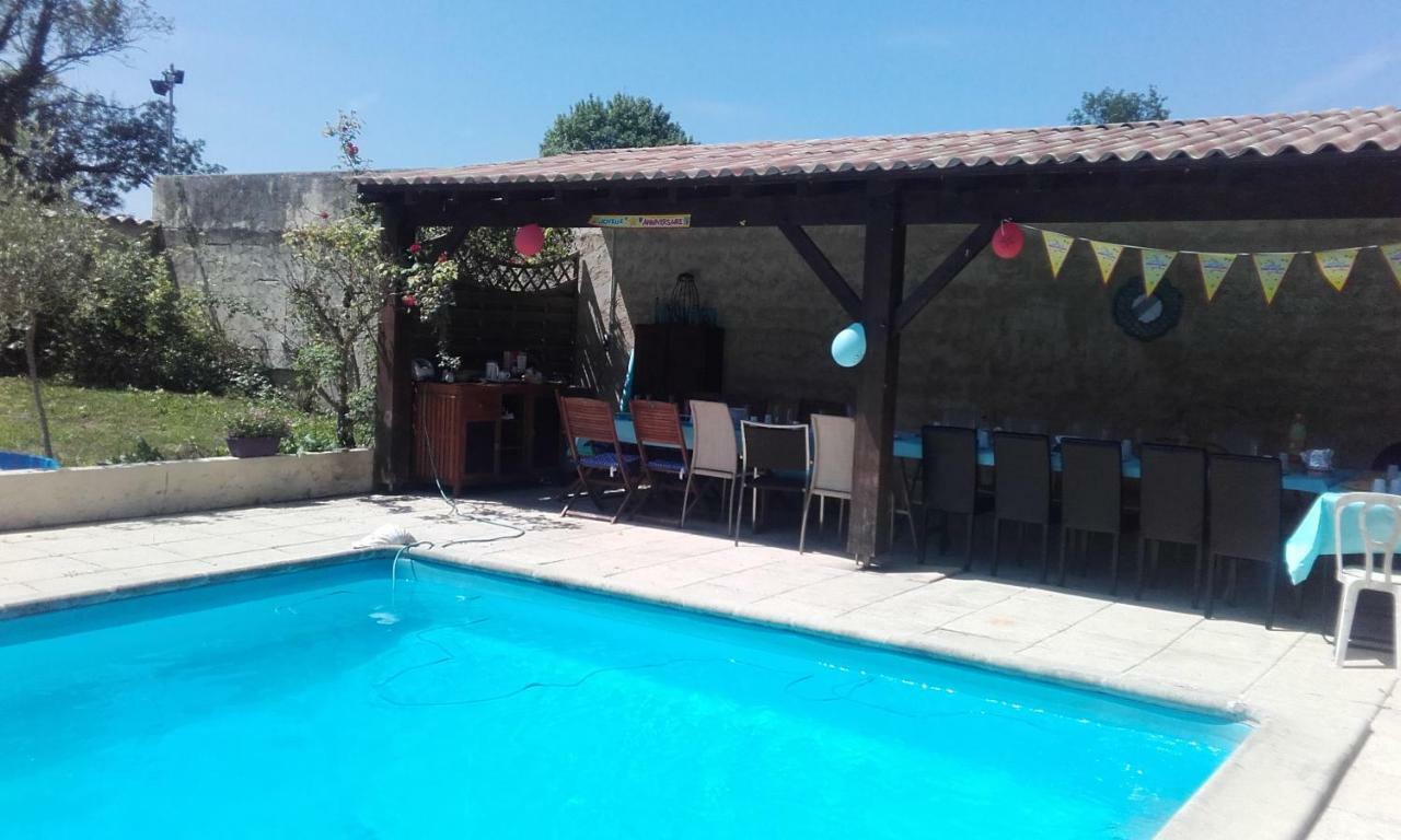 Les Demeures De La Laigne Bed & Breakfast Allas-Bocage Eksteriør bilde