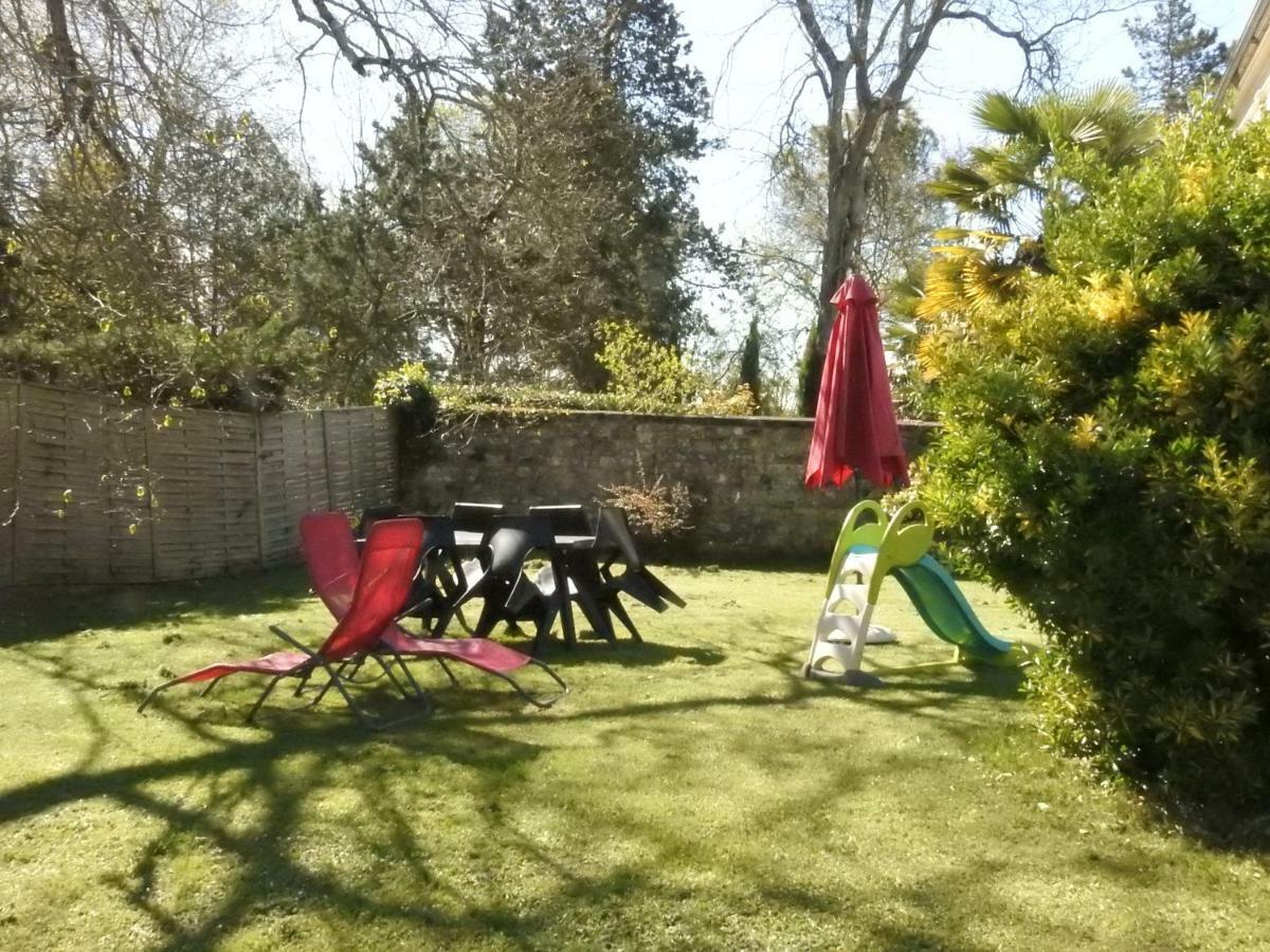 Les Demeures De La Laigne Bed & Breakfast Allas-Bocage Eksteriør bilde